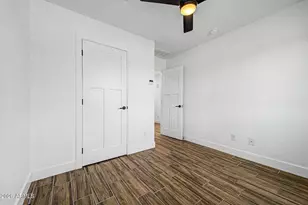 526 S Crismon Rd, Mesa, AZ 85208 - Photo 17