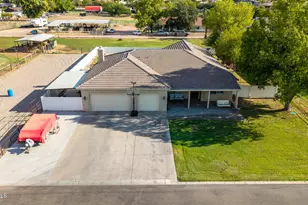 2233 E Park Ave, Gilbert, AZ 85234 - Photo 69