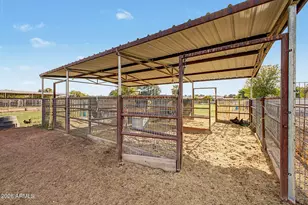 2233 E Park Ave, Gilbert, AZ 85234 - Photo 59