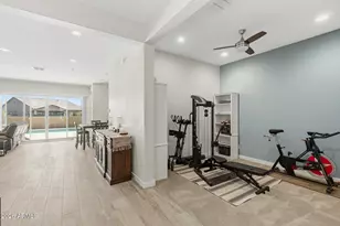 18931 W Laurel Ln, Surprise, AZ 85388 - Photo 11