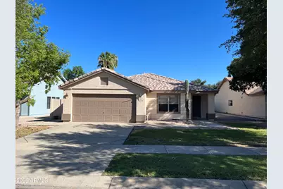 434 W Fabens Lane, Gilbert, AZ 85233 - Photo 1
