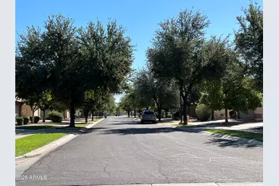 434 W Fabens Lane, Gilbert, AZ 85233 - Photo 7