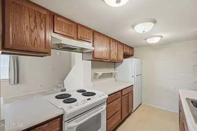 4256 N 82nd Street, Scottsdale, AZ 85251 - Photo 9