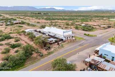 905 Ghost Town Trail, Pearce, AZ 85625 - Photo 5