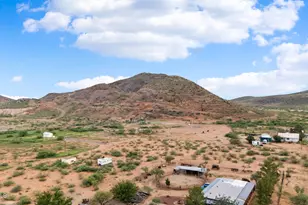905 Ghost Town Trail, Pearce, AZ 85625 - Photo 3