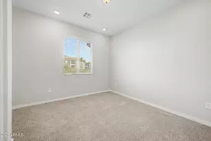 250 W Queen Creek Rd, Chandler, AZ 85248 - Photo 19