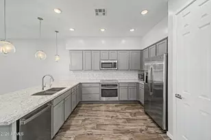 250 W Queen Creek Rd, Chandler, AZ 85248 - Photo 7