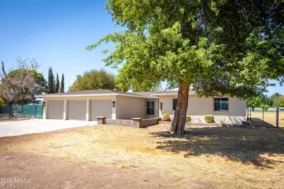 8018 W Acoma Drive, Peoria, AZ 85381 - Photo 3