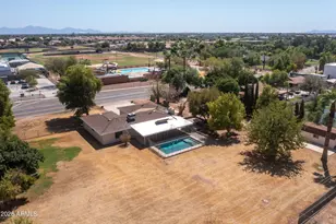 8018 W Acoma Dr, Peoria, AZ 85381 - Photo 31