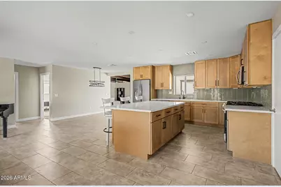 5111 W Greenway Road, Glendale, AZ 85306 - Photo 9