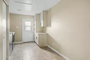 5111 W Greenway Rd, Glendale, AZ 85306 - Photo 21