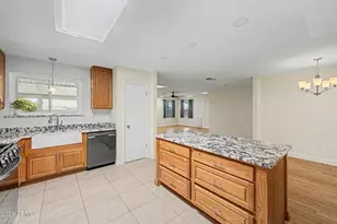 11101 W Virgo Ct, Sun City, AZ 85351 - Photo 11