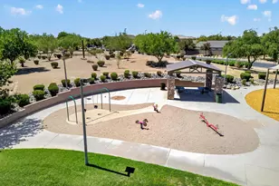 2877 E Crescent Way, Gilbert, AZ 85298 - Photo 41