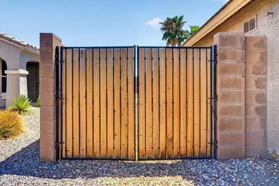 2877 E Crescent Way, Gilbert, AZ 85298 - Photo 33
