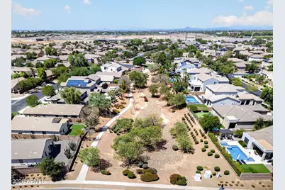 2877 E Crescent Way, Gilbert, AZ 85298 - Photo 45