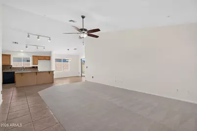2877 E Crescent Way, Gilbert, AZ 85298 - Photo 11