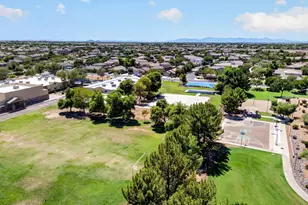 2877 E Crescent Way, Gilbert, AZ 85298 - Photo 43