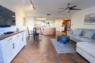 7830 E Camelback Rd, Scottsdale, AZ 85251 - Photo 13