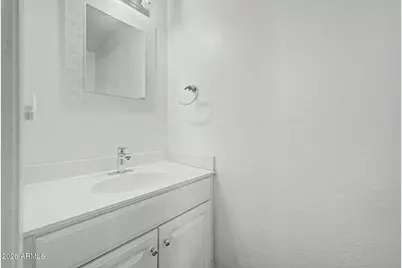 2211 E Williams Drive E, Phoenix, AZ 85024 - Photo 15
