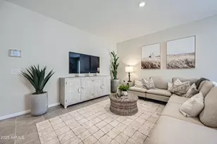 17061 W Swayback Pass, Surprise, AZ 85387 - Photo 7