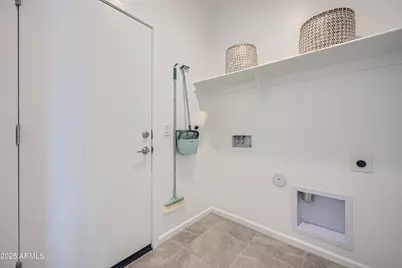 17061 W Swayback Pass, Surprise, AZ 85387 - Photo 9