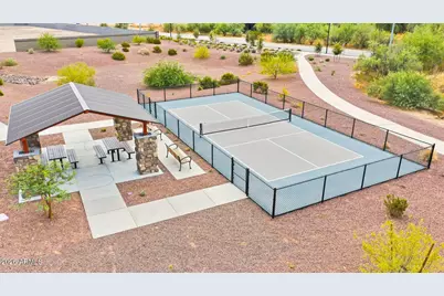 17234 W Sutherland Way, Surprise, AZ 85387 - Photo 11