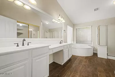 1466 E Spur Avenue, Gilbert, AZ 85296 - Photo 23