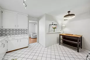 3801 E Amelia Ave, Phoenix, AZ 85018 - Photo 11
