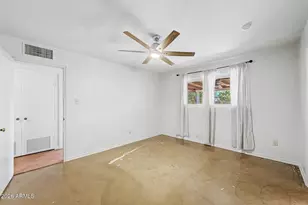 3801 E Amelia Ave, Phoenix, AZ 85018 - Photo 13
