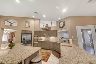 7228 W Voltaire Ave, Peoria, AZ 85381 - Photo 7