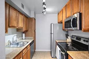 3600 N Hayden Rd, Scottsdale, AZ 85251 - Photo 7