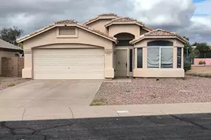 7228 S Roberts Rd, Tempe, AZ 85283 - Photo 1