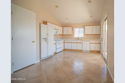 1914 S Palo Verde Drive, Apache Junction, AZ 85120 - Photo 3