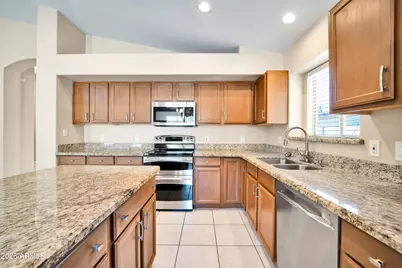 6434 W Kristal Way, Glendale, AZ 85308 - Photo 13
