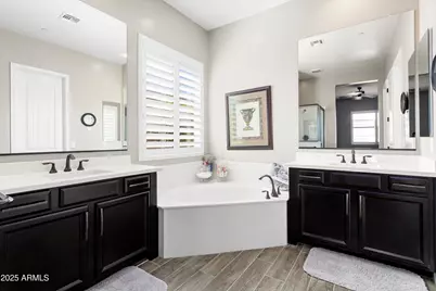 29361 N 119th Lane, Peoria, AZ 85383 - Photo 17