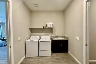 8024 W State Ave, Glendale, AZ 85303 - Photo 19
