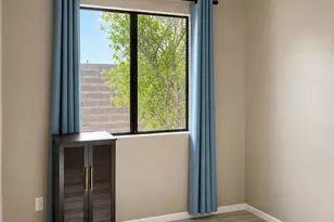 2031 E Vista Dr, Phoenix, AZ 85022 - Photo 27