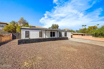 2526 E Behrend Drive, Phoenix, AZ 85050 - Photo 3