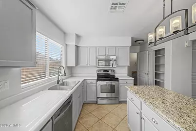 2233 E Soft Wind Drive, Phoenix, AZ 85024 - Photo 9