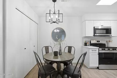 25 N Cottonwood Street #63, Chandler, AZ 85225 - Photo 5