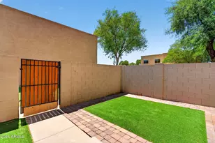 948 S Alma School Rd, Mesa, AZ 85210 - Photo 5