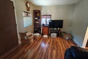 211 S Franz Ave, Miami, AZ 85539 - Photo 13