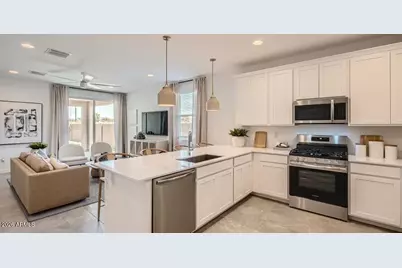 9842 W Whitton Avenue, Phoenix, AZ 85037 - Photo 3