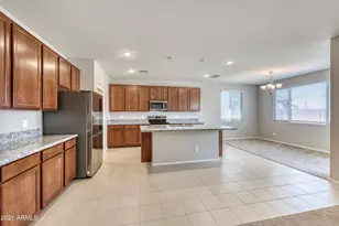 8410 W Palmaire Ave, Glendale, AZ 85305 - Photo 9