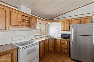 10955 N 79th Ave, Peoria, AZ 85345 - Photo 15