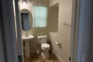 3975 E Melinda Dr, Phoenix, AZ 85050 - Photo 9