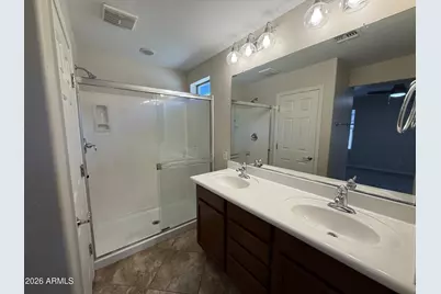 3975 E Melinda Drive, Phoenix, AZ 85050 - Photo 11