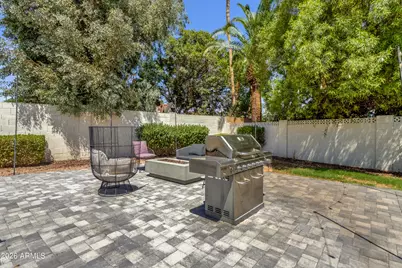 5712 E Windrose Drive, Scottsdale, AZ 85254 - Photo 39