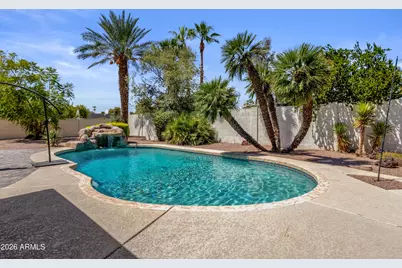 5712 E Windrose Drive, Scottsdale, AZ 85254 - Photo 5