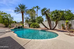 5712 E Windrose Dr, Scottsdale, AZ 85254 - Photo 5